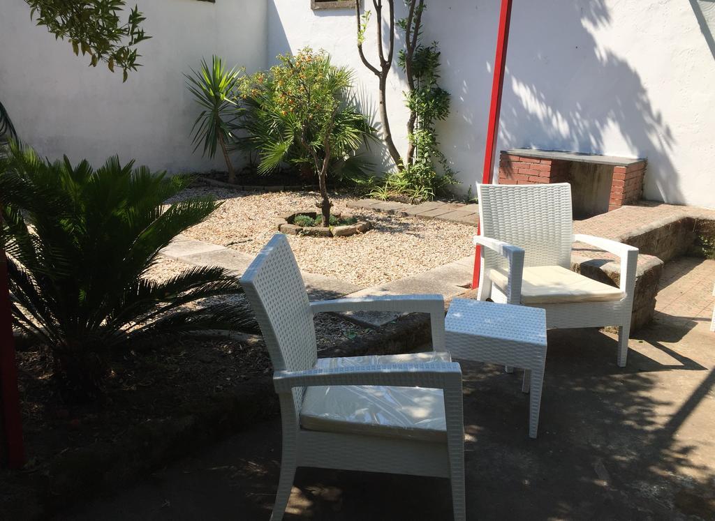 B&B Villa Le Palme Meta Kültér fotó